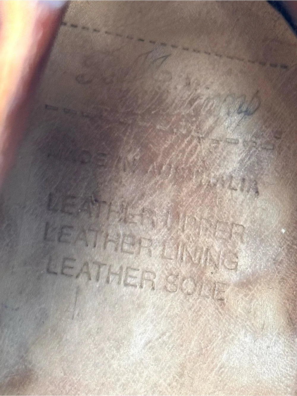 R.M. Williams australian crafted